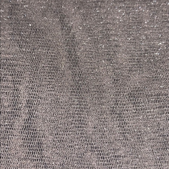 Light weight top - Picture 2 of 3